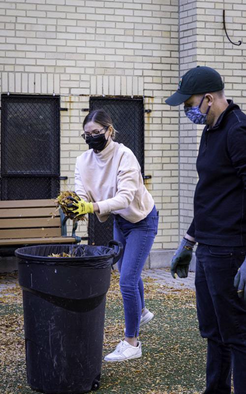 Volunteer Outing at Erie House Chicago Marcel Digital